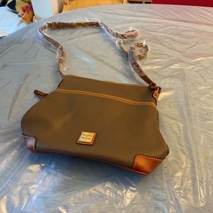 Dooney & Bourke crossbody bad. Brand new.